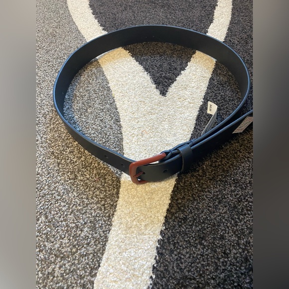 Tommy Hilfiger Men's Belt - NWT - Picture 6 of 7